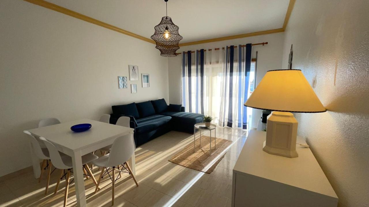 Gouveia'S House Apartman Porches  Kültér fotó